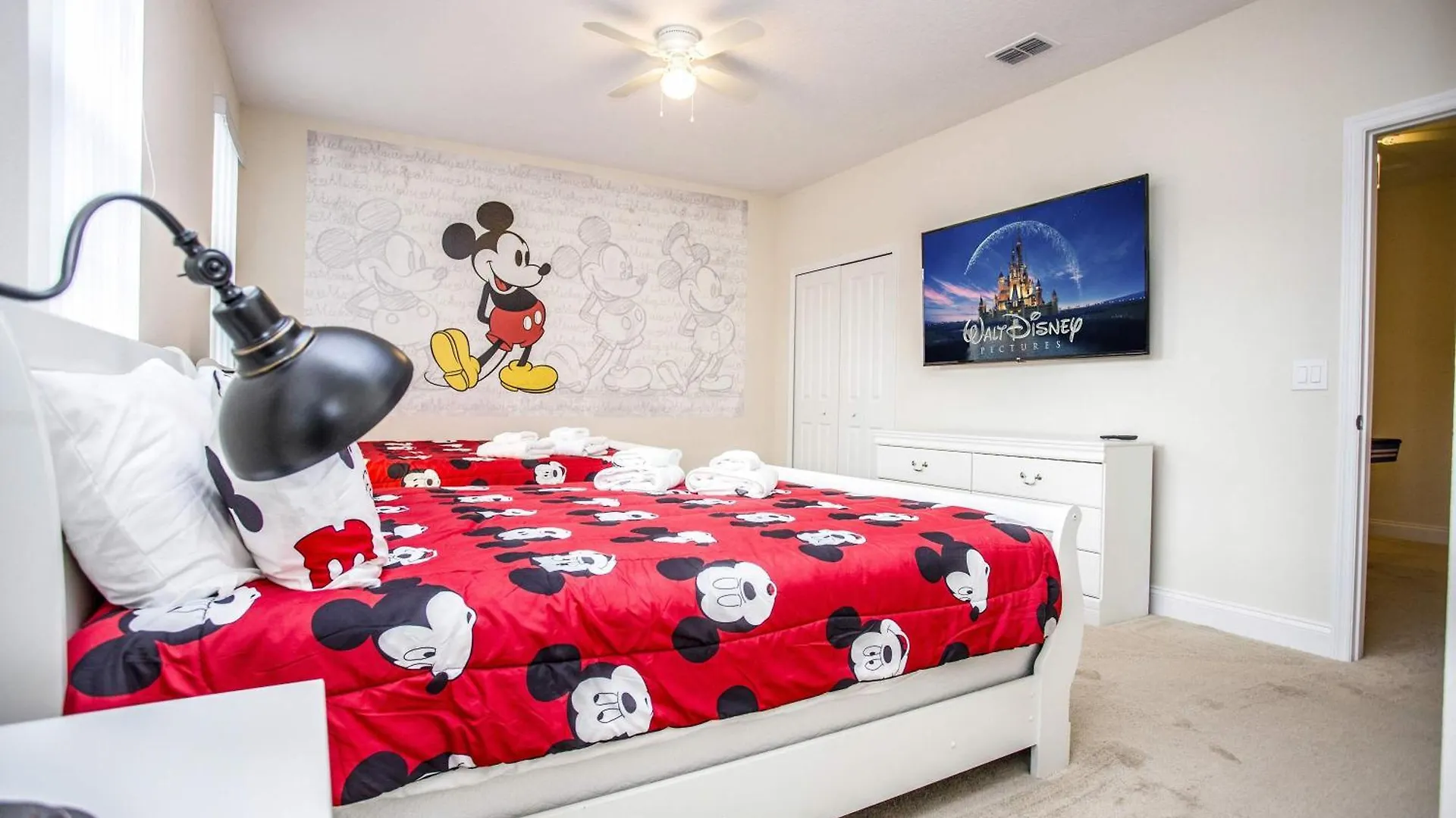 Fabulous Home W/ Pool Close To Disney 146 Davenport 0*,  United States